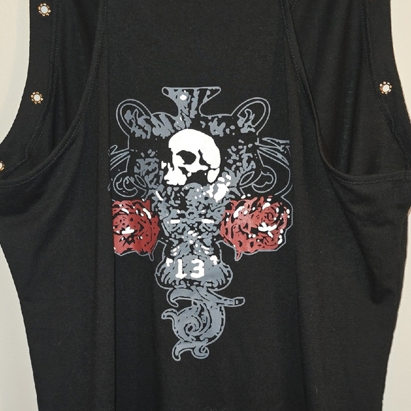**4/$20 TEES**Black Sleeveless Top with Skull And Rose Design Biker Chick LOT K - Picture 6 of 6